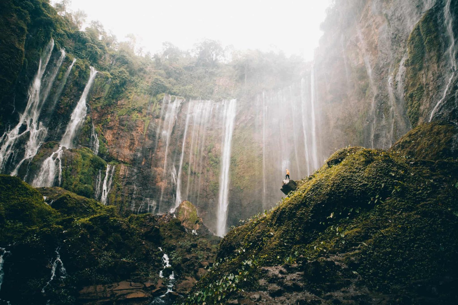 14 Destinasi yang Viral di Tahun 2020. Siap-Siap Beli Tiket Pesawat